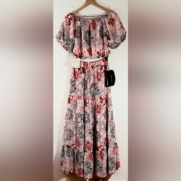 Maize Fashion Dresses & Skirts - Maxi skirt & cropped poof sleeve top. NWT. Maize Fashion sample. Small